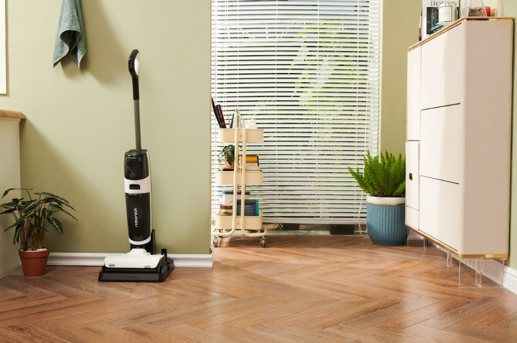 Máy hút bụi Roborock đều có thiết kế tinh gọn và thẩm mỹ