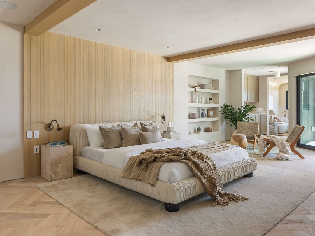 Gầm giường là “điểm mù” vệ sinh mà nhiều người đang bỏ qua (Nguồn ảnh: Internet)