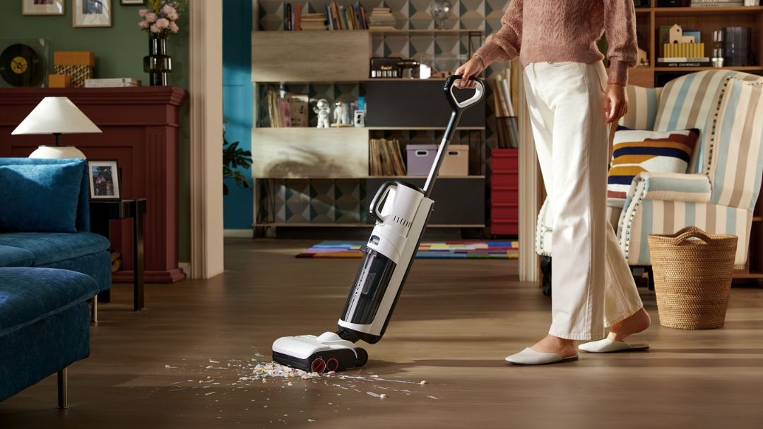 máy hút bụi kiêm lau nhà