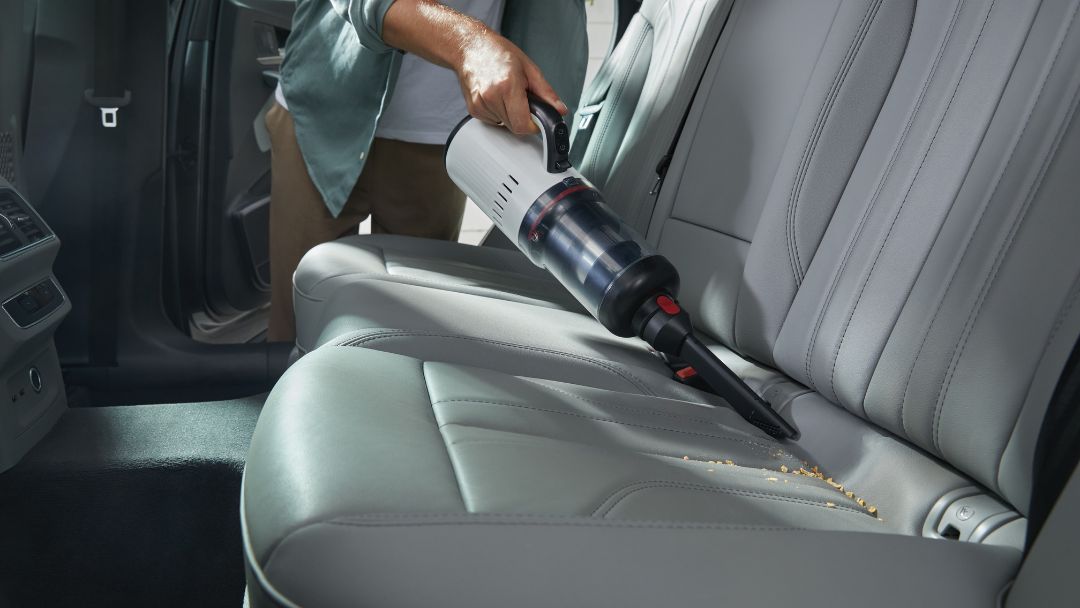 máy hút bụi mini cho ô tô