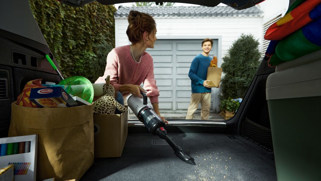 máy hút bụi mini cho ô tô