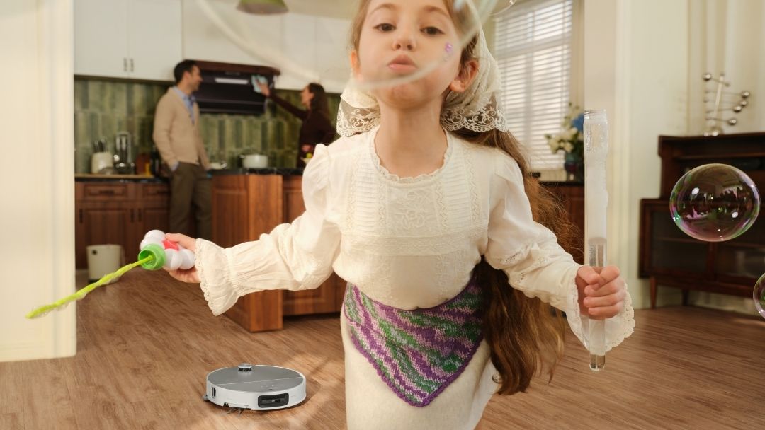 nên mua robot hút bụi hay robot hút bụi lau nhà