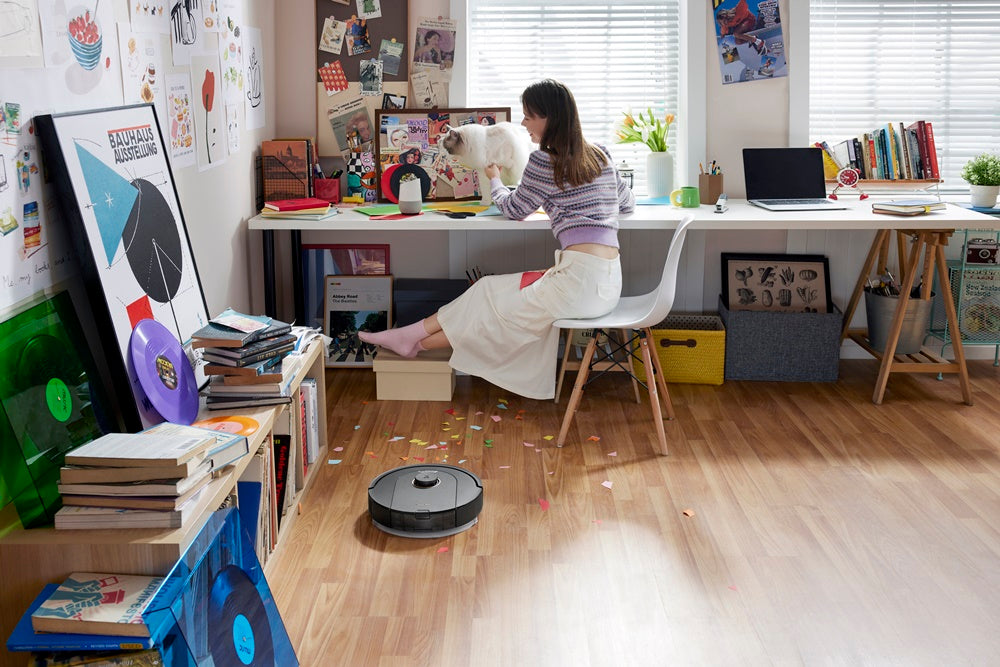 Robot hút bụi trong nhà