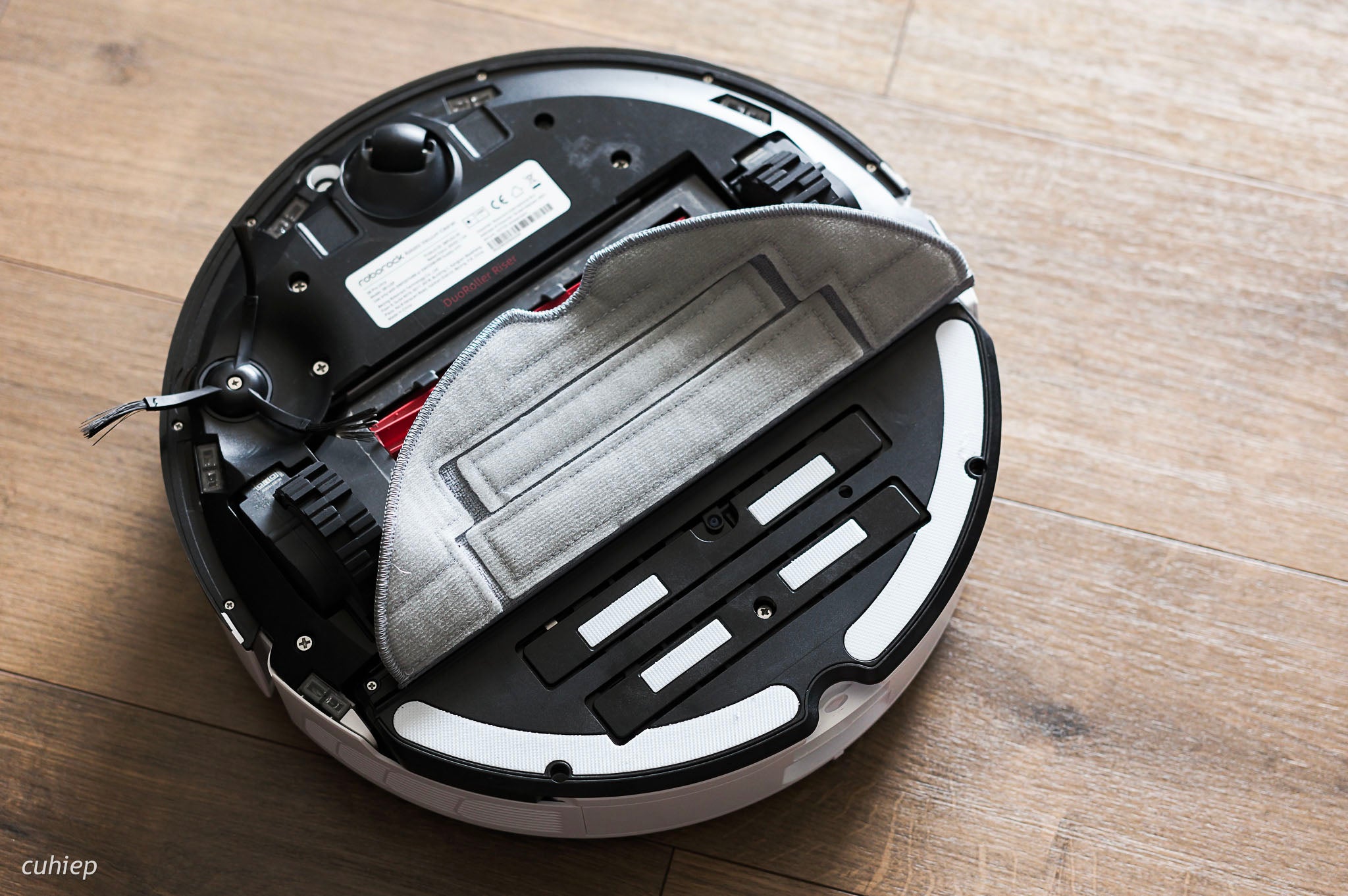 S8 Pro Ultra được trang bị bộ rung mới với hai thanh rung