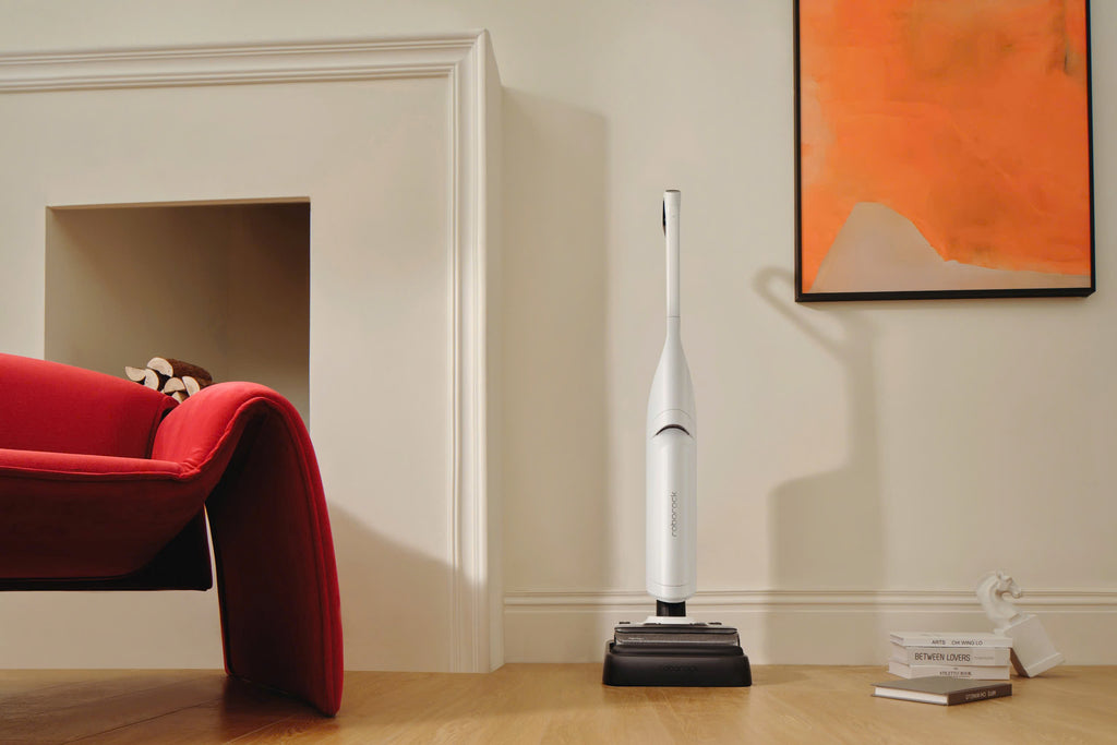 Thao tác dễ dàng để làm sạch đế sạc