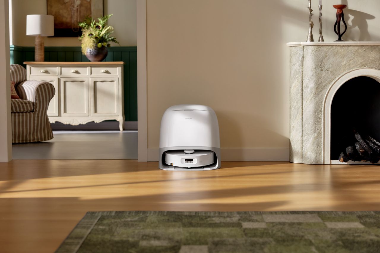 So sánh Roborock Qrevo Curv 2 Flow, Curv 2 Pro & Curv: Cuộc đua công nghệ làm sạch đỉnh cao 2025